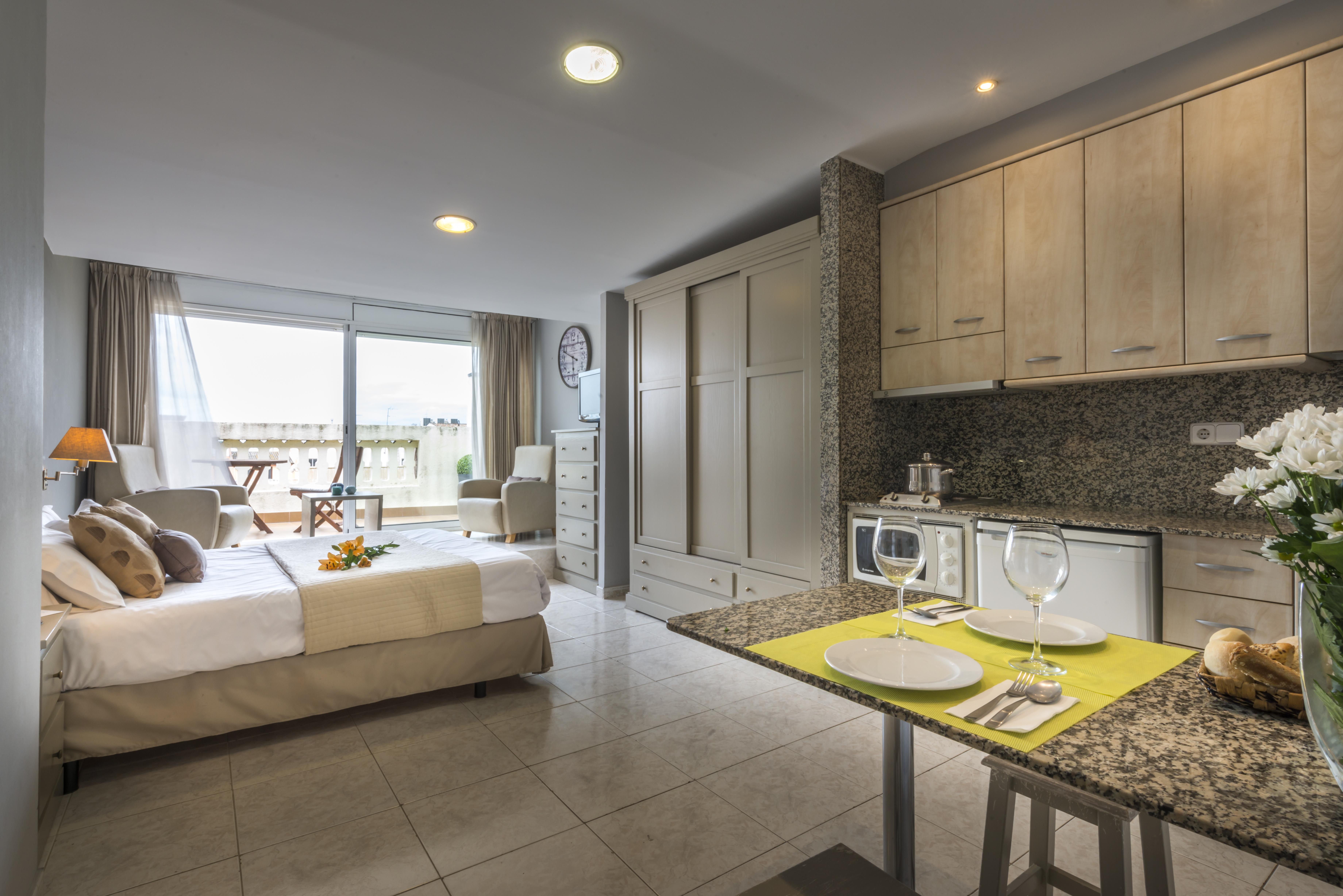 Alexandra Aparthotel Benstarhotelgroup Tarragona Dış mekan fotoğraf