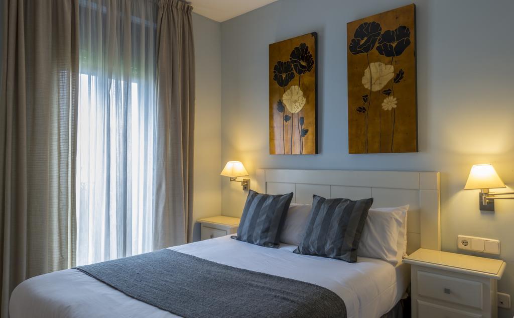 Alexandra Aparthotel Benstarhotelgroup Tarragona Oda fotoğraf